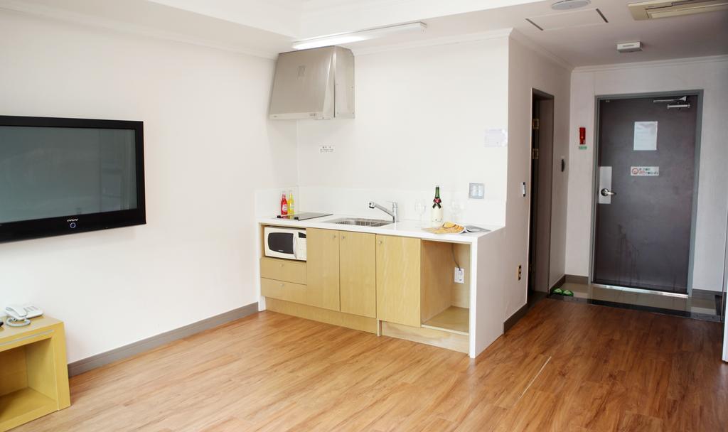Tongyeong Bay Condo Hotel Εξωτερικό φωτογραφία