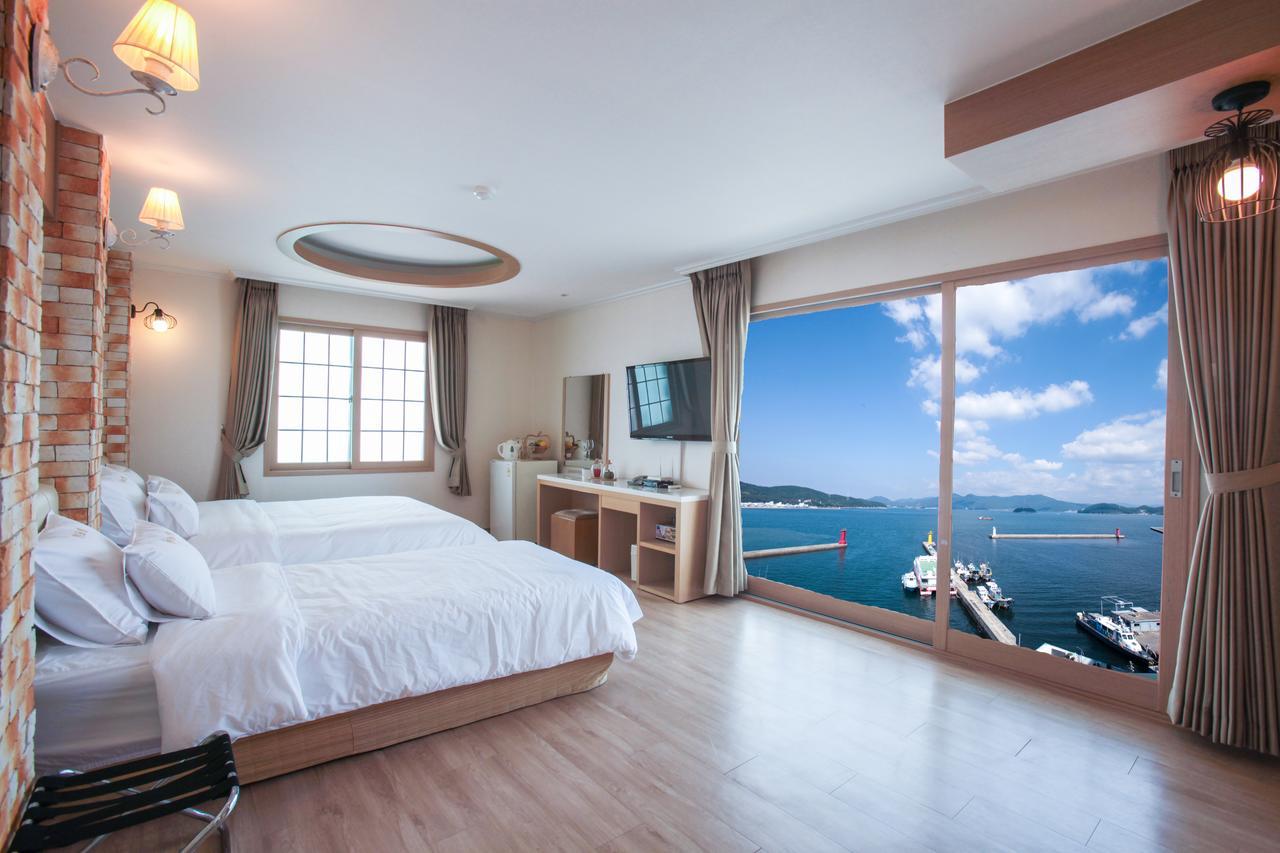 Tongyeong Bay Condo Hotel Εξωτερικό φωτογραφία